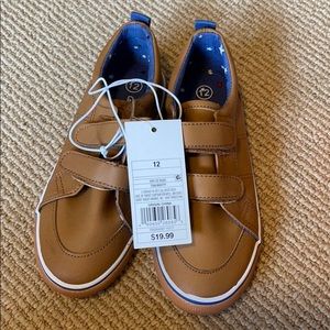 NWT Boys Cat & Jack Brown Shoes - size 12
